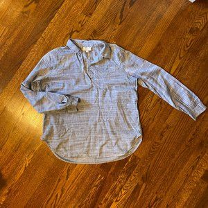LAST CHANCE: LOFT Blue/White Windowpane Collared V-Neck Blouse - Size Large